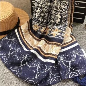 Classic Four Season Scarfs - Item #036